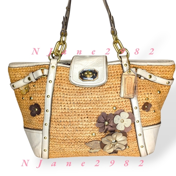 Coach Handbags - Coach Straw Floral Appliqué Tote Natalie Hampton 16763 Ivory Grey Stud Leather